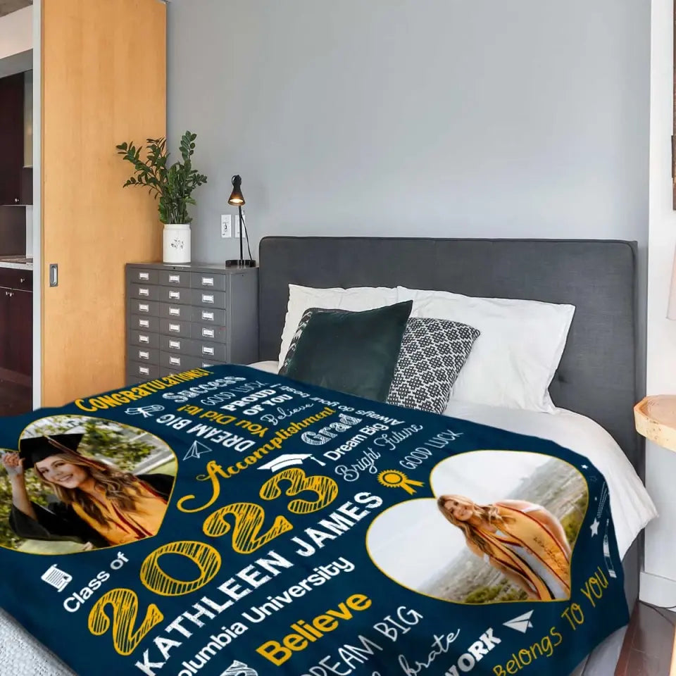 Personalisierte Word-Art-Abschlussdecke mit Foto, Abschlussgeschenk der Klasse 2023, Abschlussgeschenk für Tochter