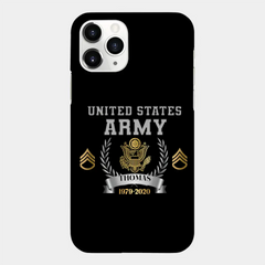 Personalisierte Handyhülle mit individuellem Namen und Uhrzeit im US-Armee-Rang-Camouflage-Design bedruckt