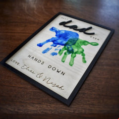 Personalisiertes Holzschild „Best Dad Ever“ mit Handabdrücken und individueller Botschaft – handgefertigtes Vatertagsgeschenk