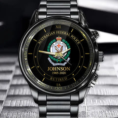 Personalisierte Uhr mit individuellem Namen und Uhrzeit des australischen Polizeilogos