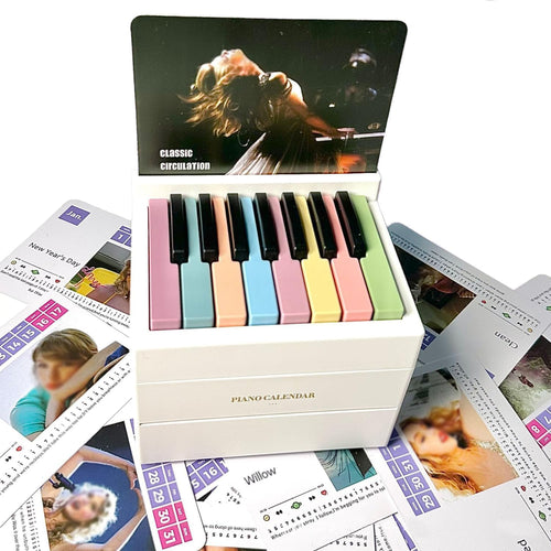 Mini Piano Music Calendar 2025 - Playable, customizable desktop decoration and practice tool, a gift for piano lovers!