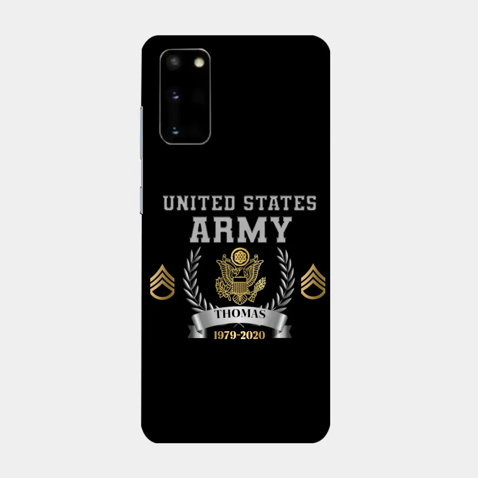 Personalisierte Handyhülle mit individuellem Namen und Uhrzeit im US-Armee-Rang-Camouflage-Design bedruckt