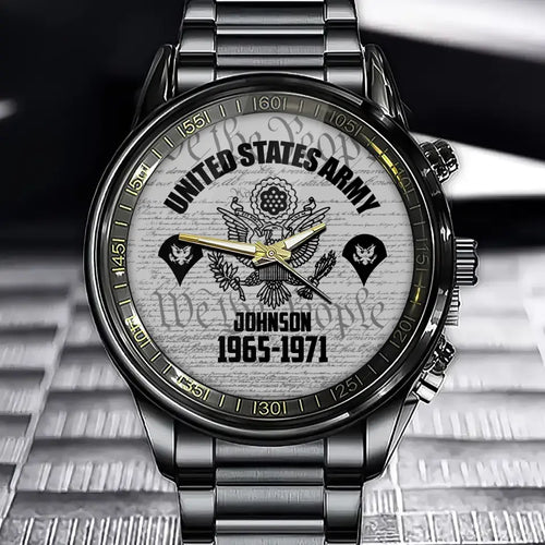 Personalisierte Uhr mit US-Armee-Logo und individuellem Namen